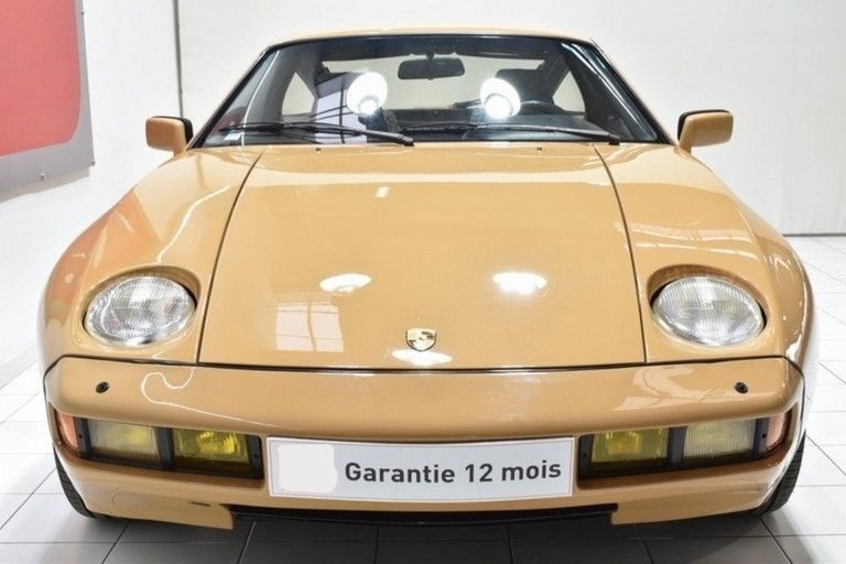 Porsche 928 5