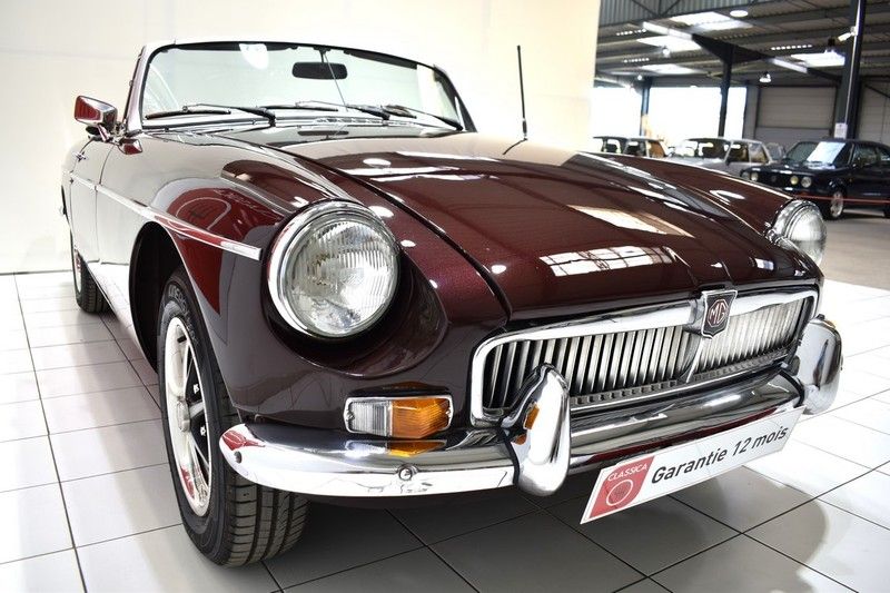 MG B 12