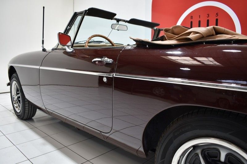 MG B 16
