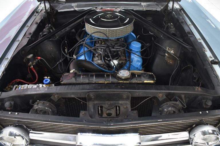 Ford Mustang 289 Ci Cabriolet 11