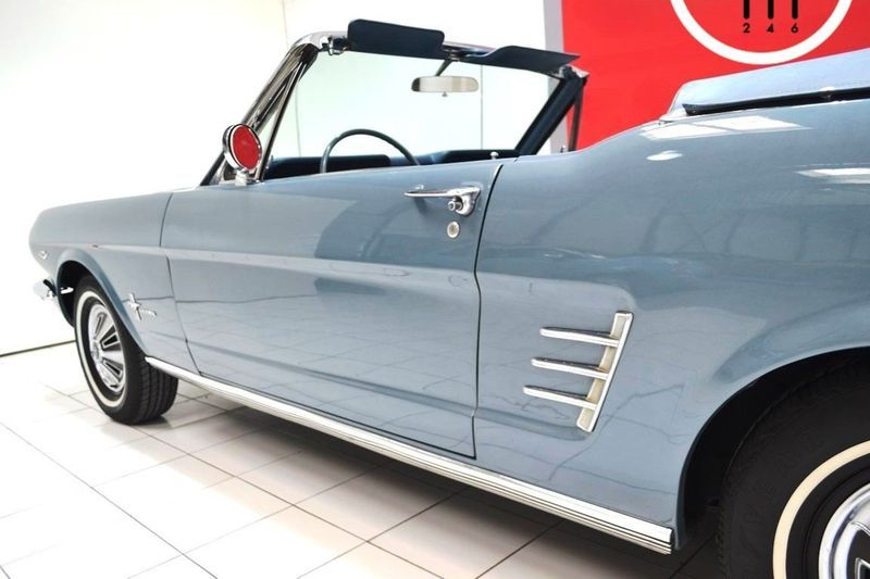 Ford Mustang 289 Ci Cabriolet 16
