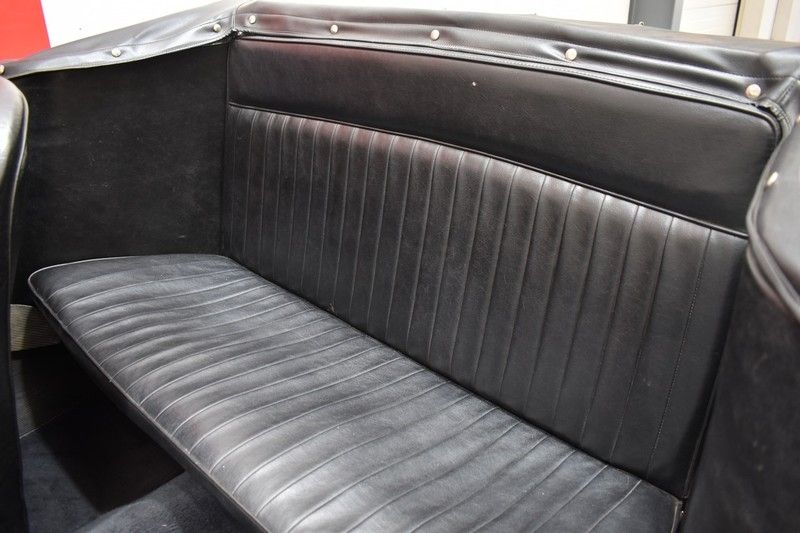 Peugeot 404 Cabriolet injection 9