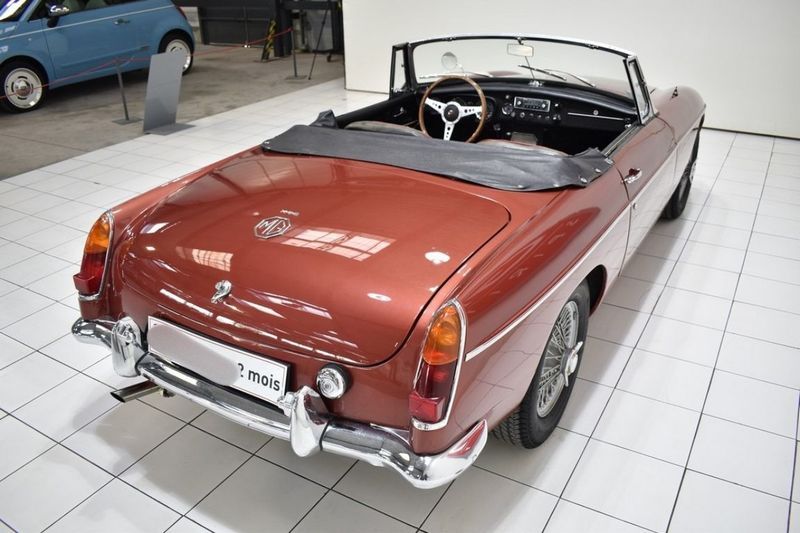 MG B Overdrive 20