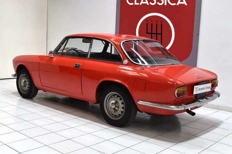 Alfa Romeo 1300 Coupé GT Junior 3