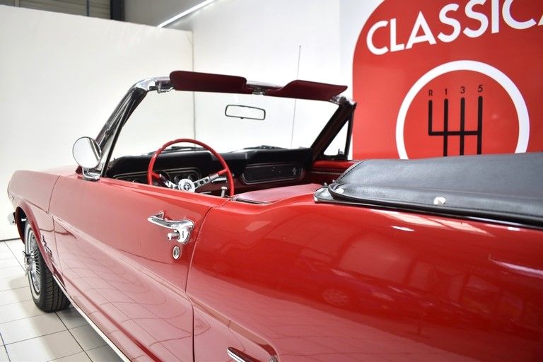 Ford Mustang 289 Ci Cabriolet 16
