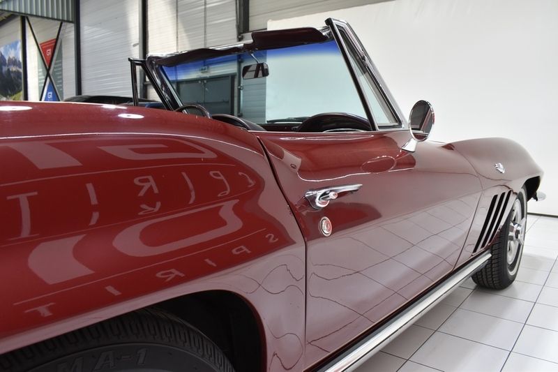 Chevrolet Corvette C2 Cabriolet 18