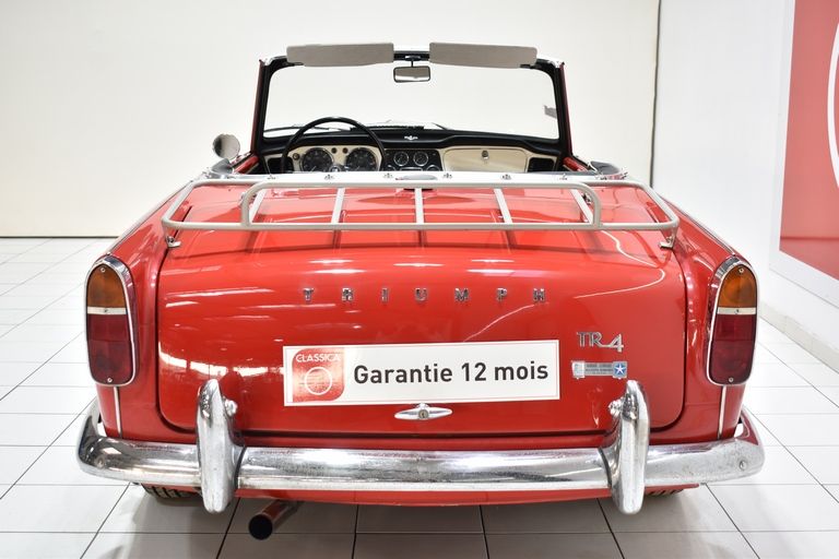Triumph TR4 7