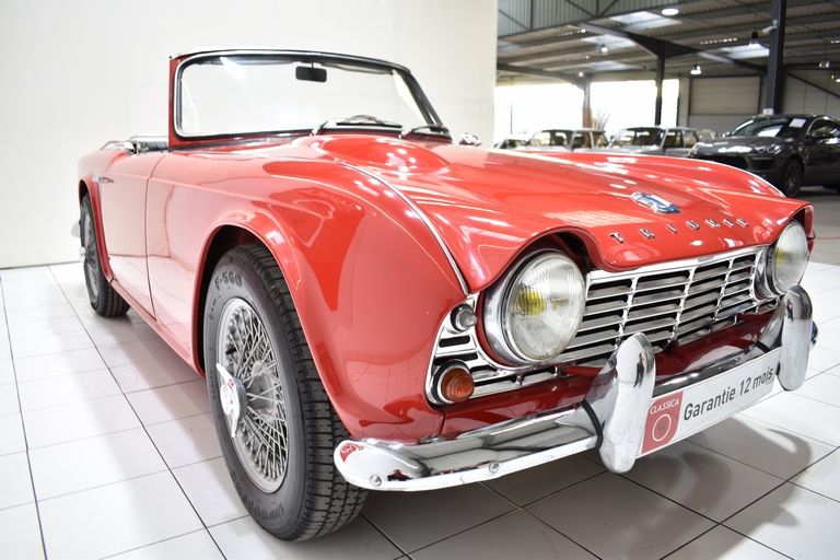 Triumph TR4 11