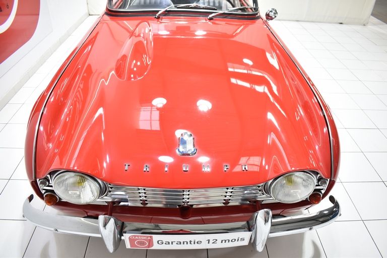 Triumph TR4 12