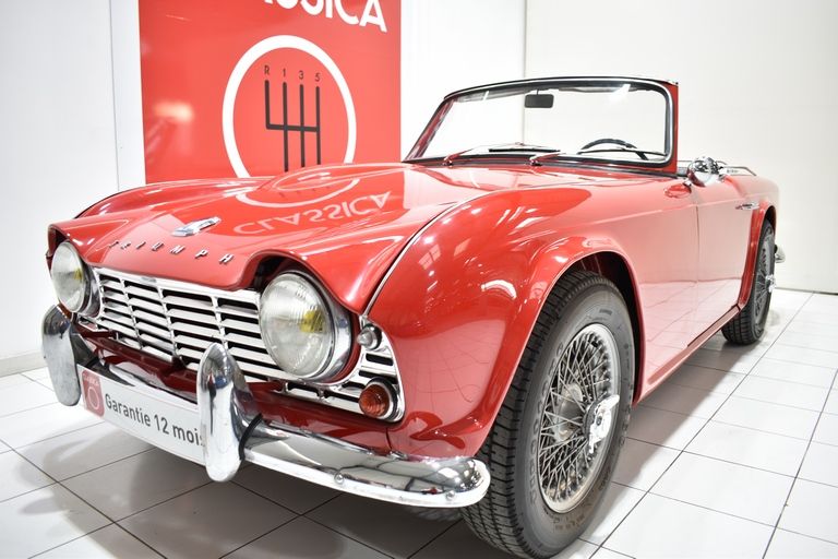 Triumph TR4 13