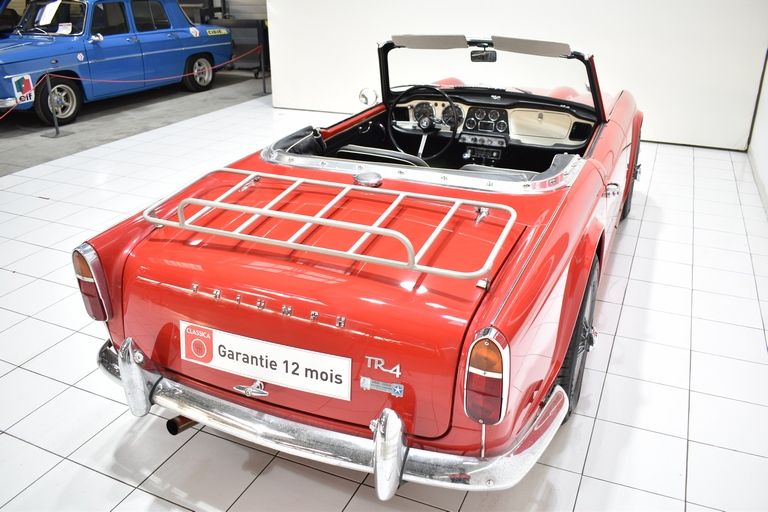 Triumph TR4 20