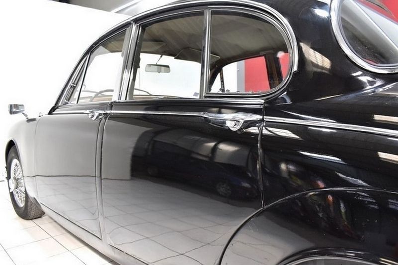 Jaguar MK2 3.8l Overdrive 15