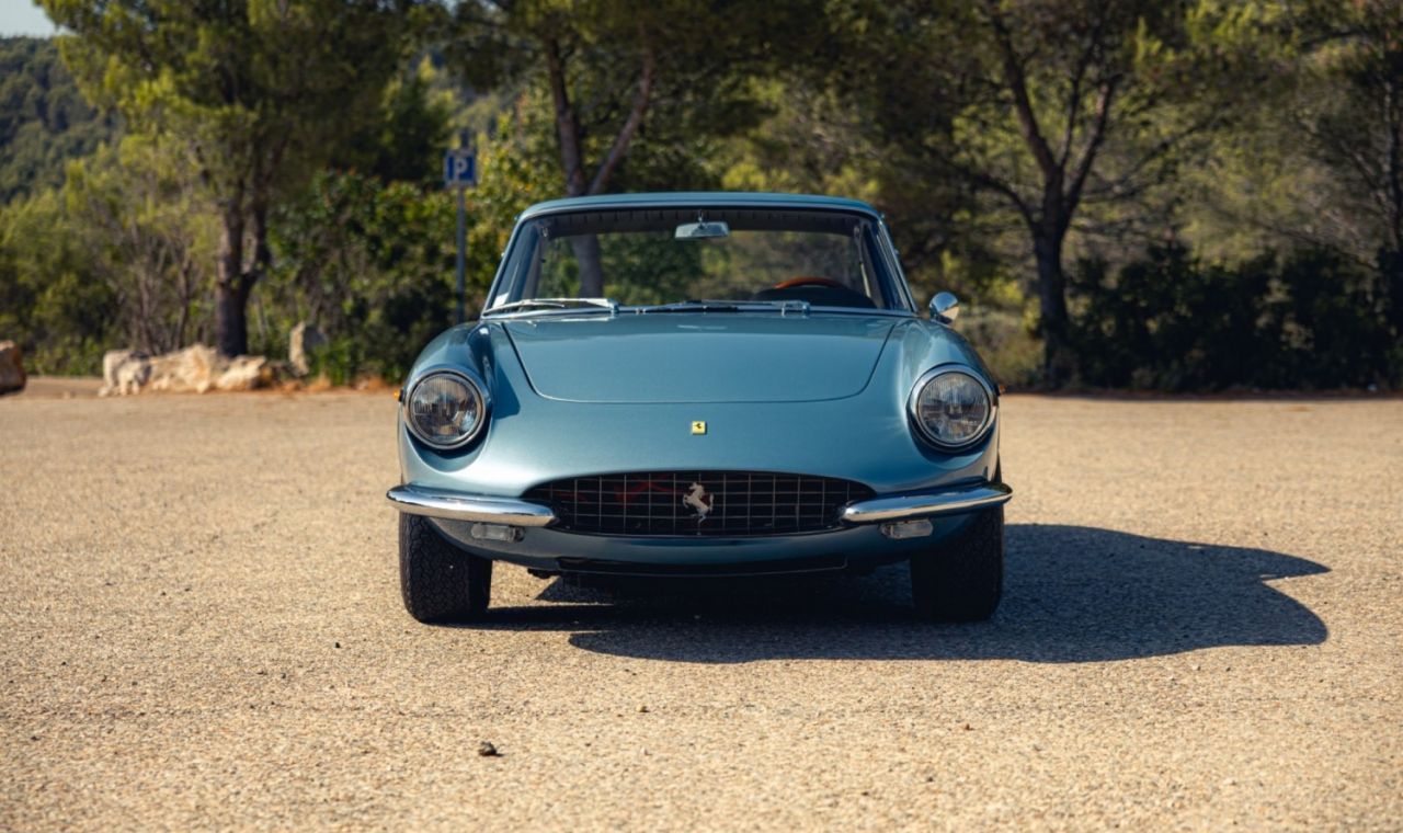 Ferrari 330 GTC 6