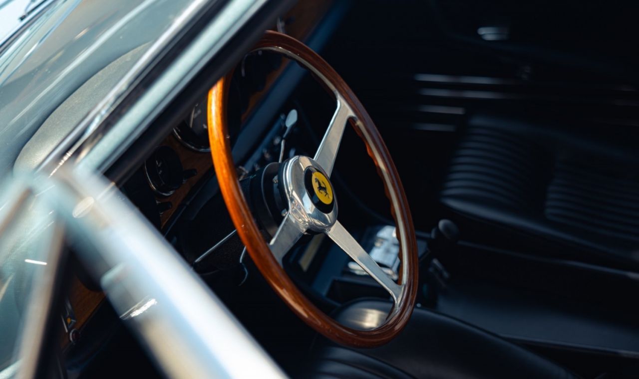 Ferrari 330 GTC 11
