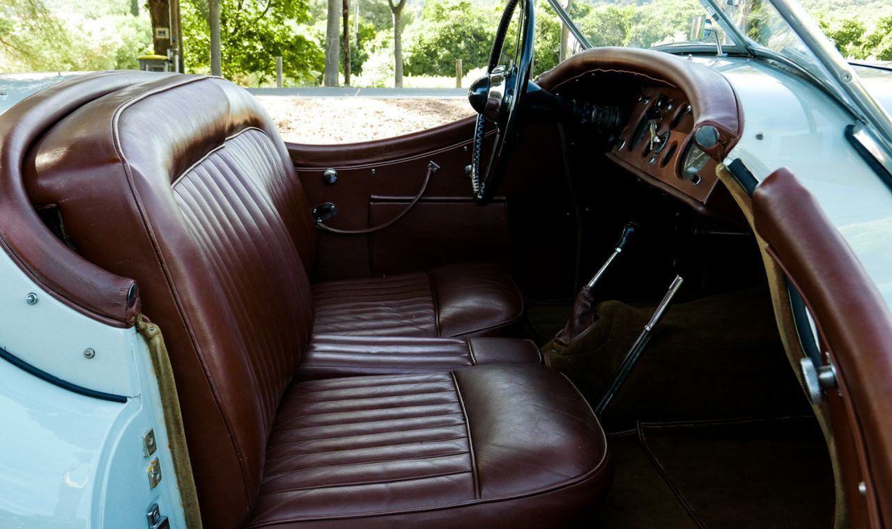 Jaguar XK 120 OTS 11