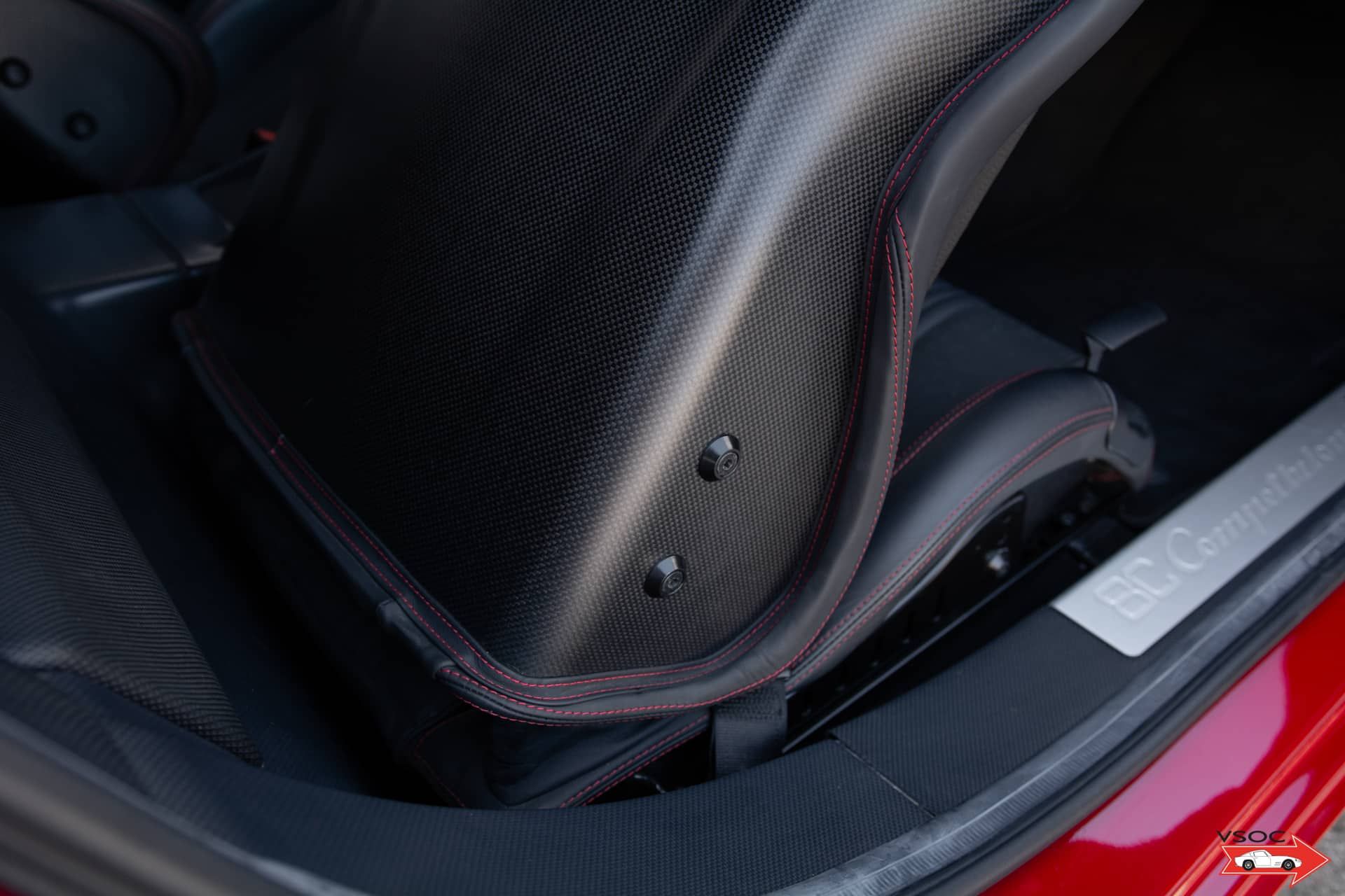 Alfa Romeo 8C Competizione 13