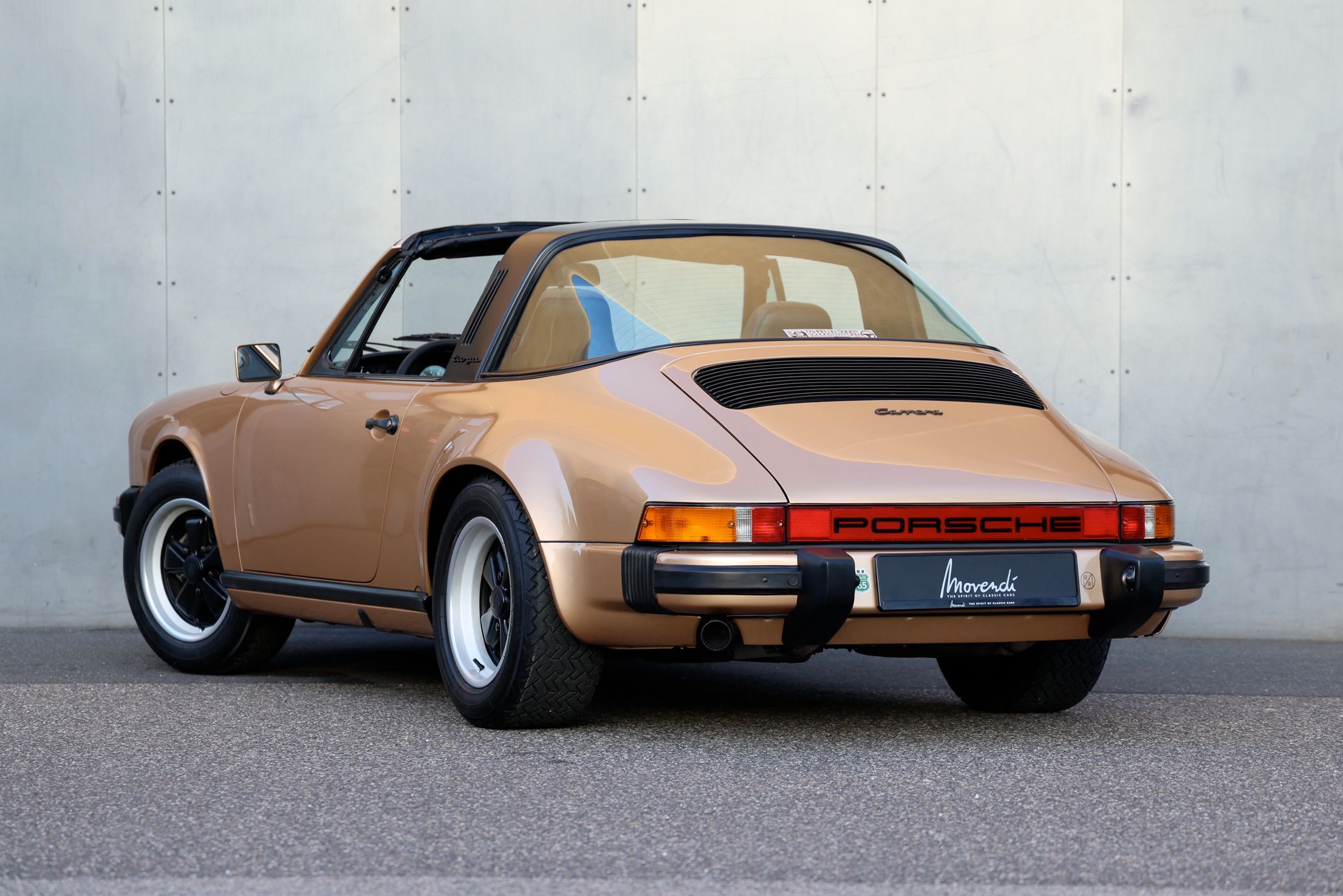 Porsche 911 Targa 2.7 MFI 3