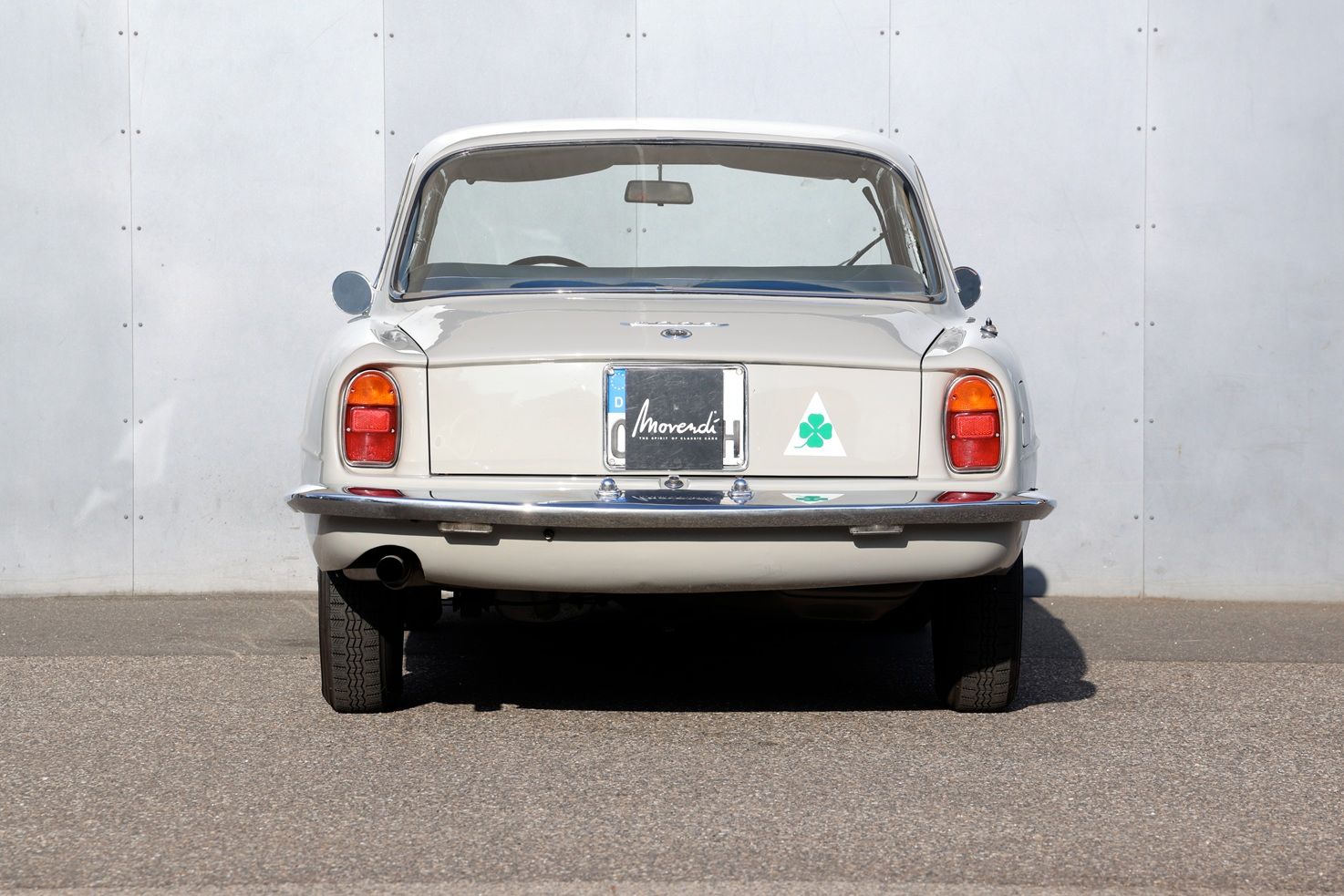 Alfa Romeo 2000 Sprint Coupé 12