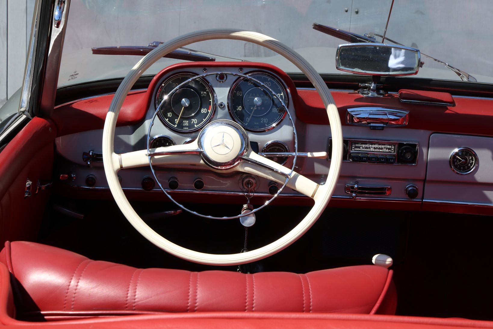 Mercedes-Benz 190 SL 4