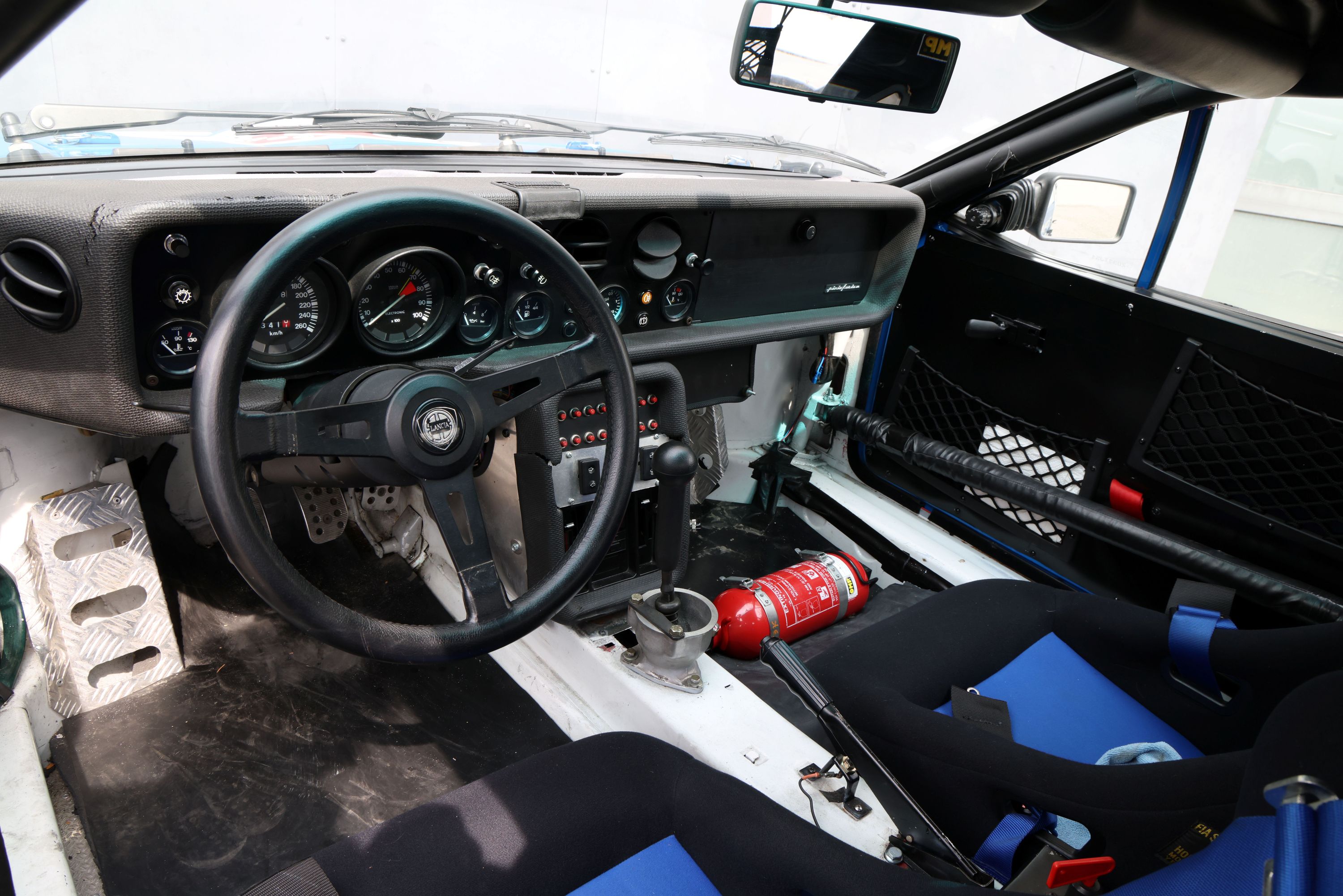 Lancia 037 5