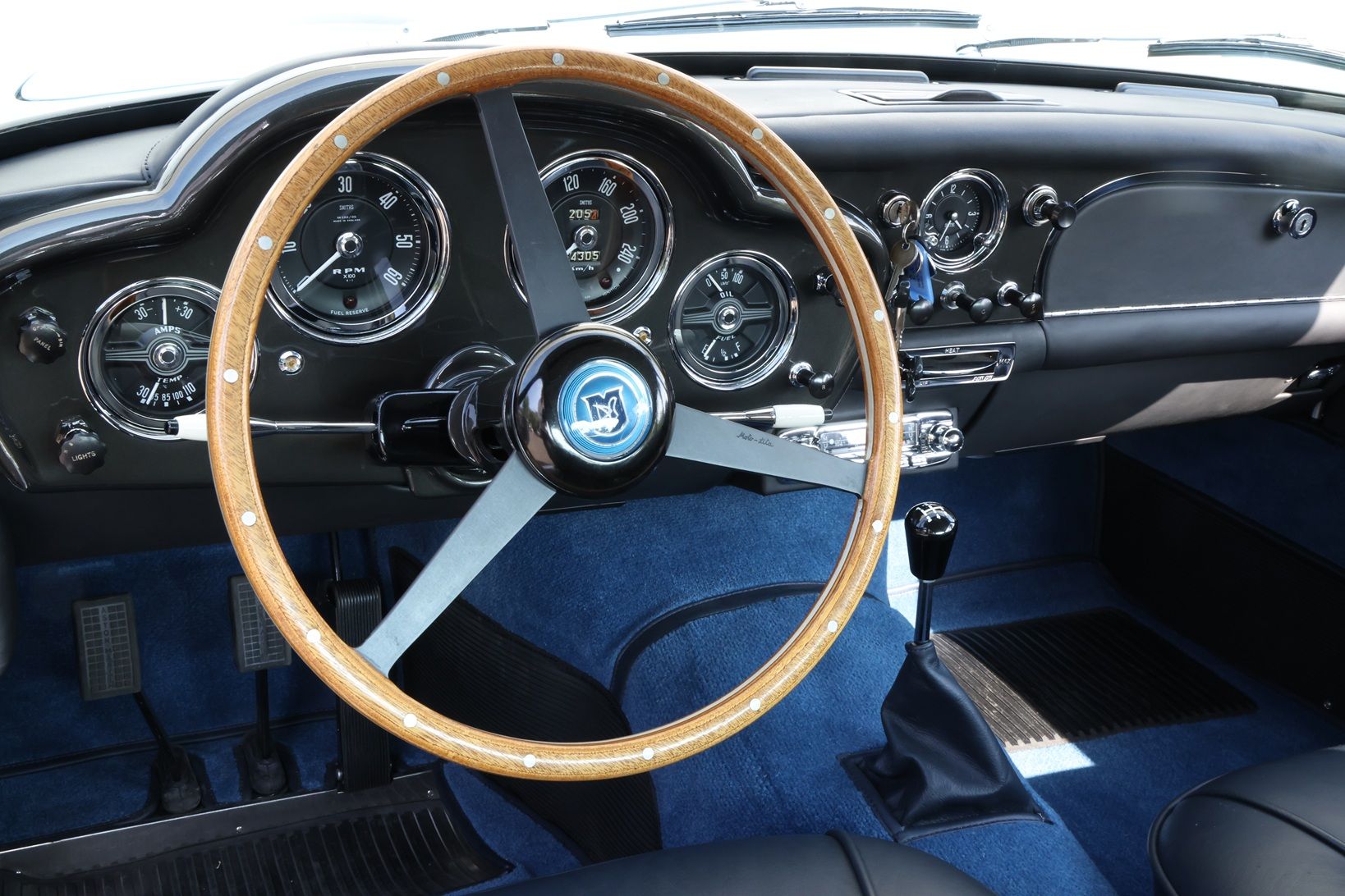 Aston Martin DB4 Serie 1 LHD 12