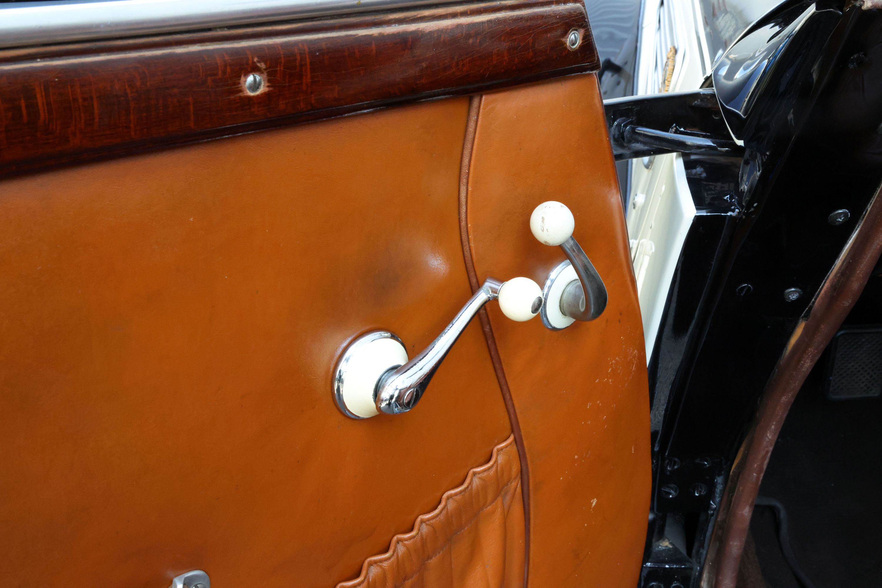BMW 327 Sicken Kabrio 12