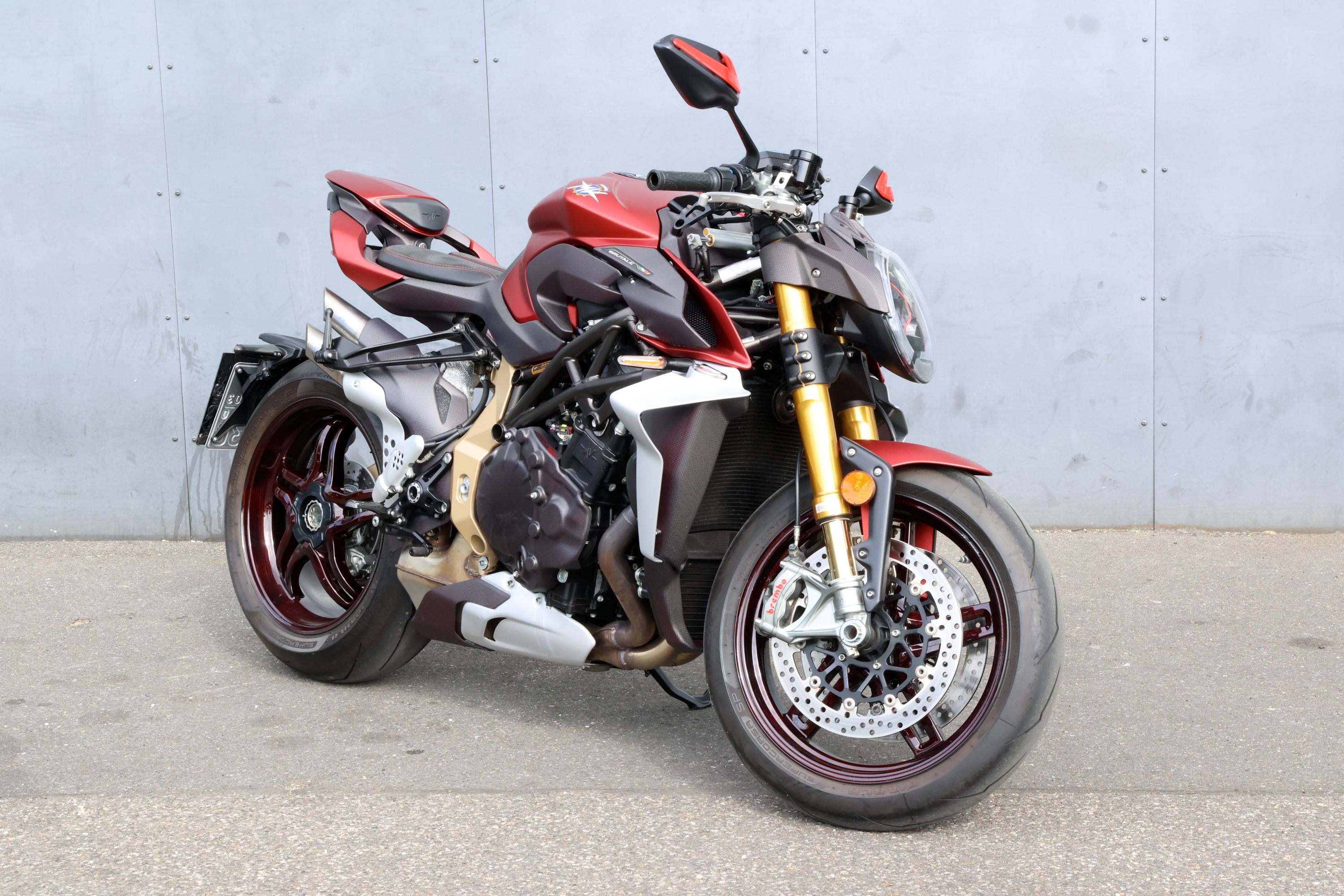 Agusta Brutale 1000 Serie Oro 7