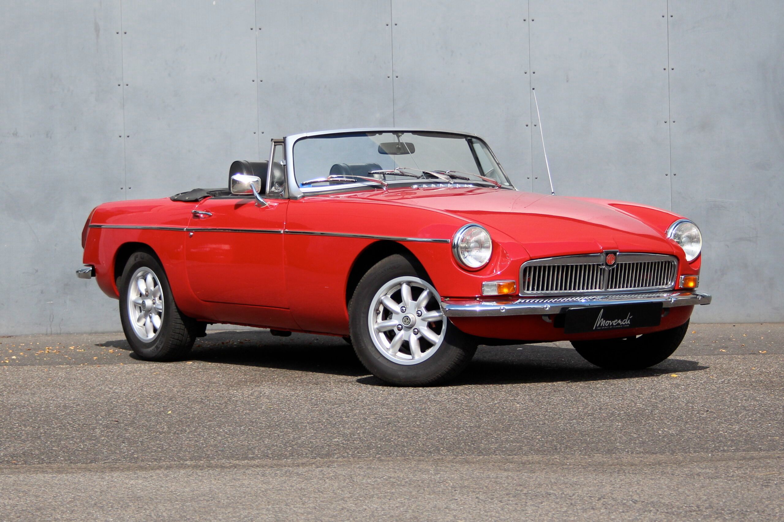 MG B Roadster 2
