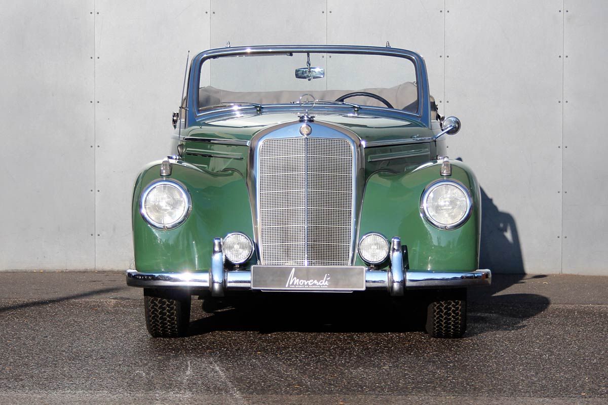 Mercedes-Benz 220 Cabriolet A 7