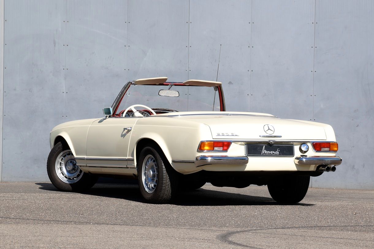 Mercedes-Benz 280 SL Pagode 4