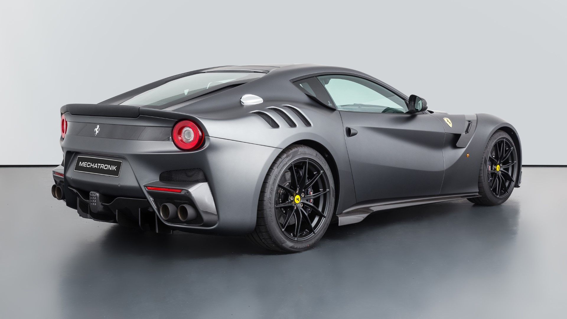 Ferrari F12 TDF 5
