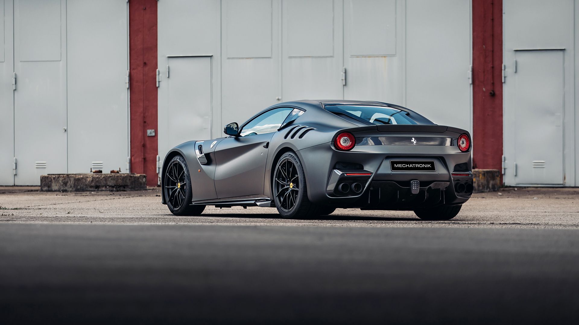 Ferrari F12 TDF 6