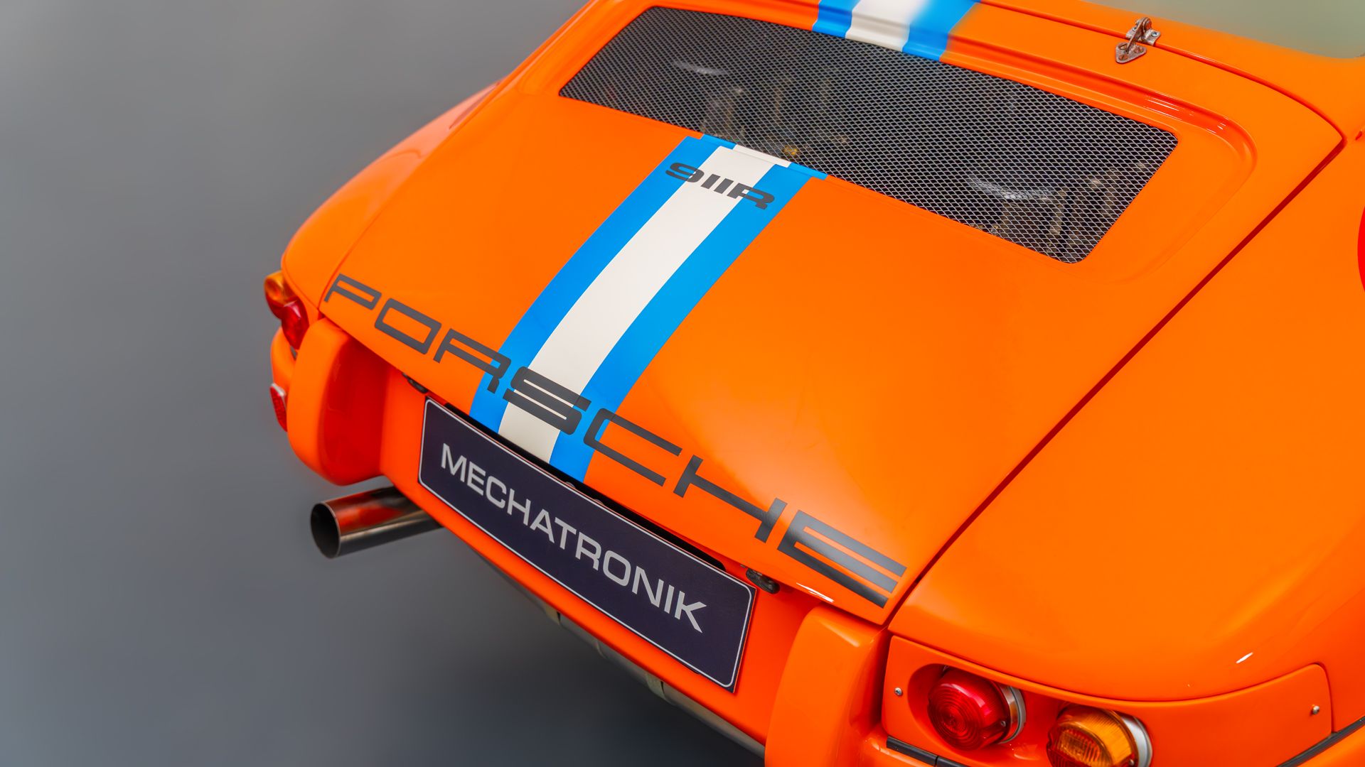 Porsche 911 R 10