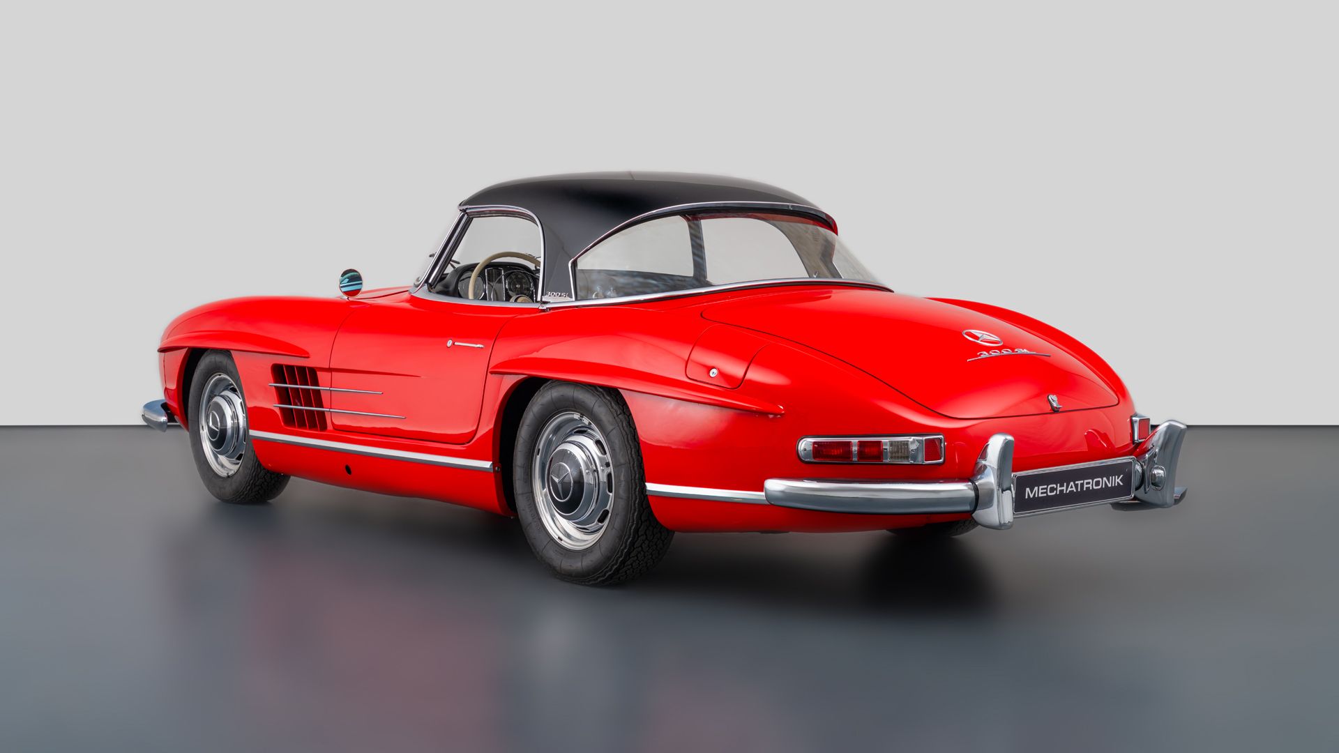 Mercedes-Benz 300SL Roadster 3