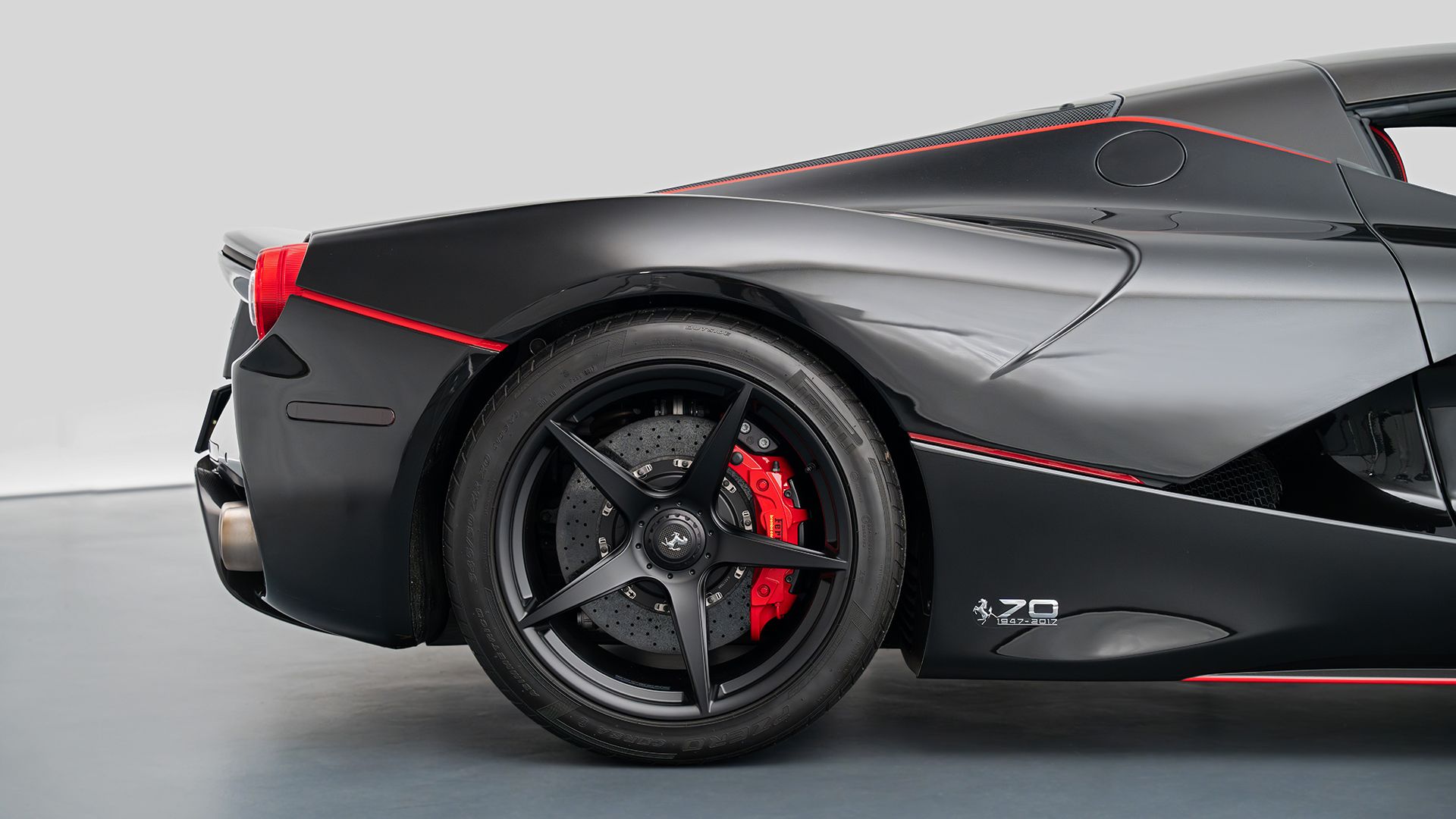 Ferrari LaFerrari Aperta 11