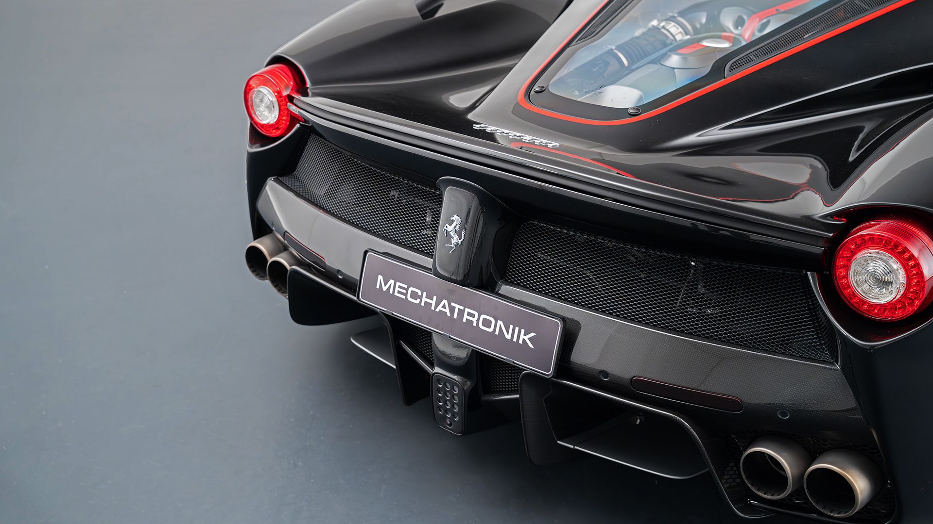 Ferrari LaFerrari Aperta 13