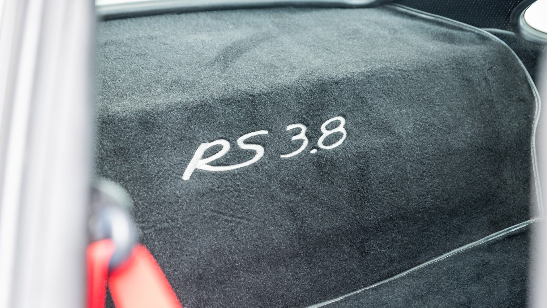Porsche 911 (964) Carrera RS 3.8 10