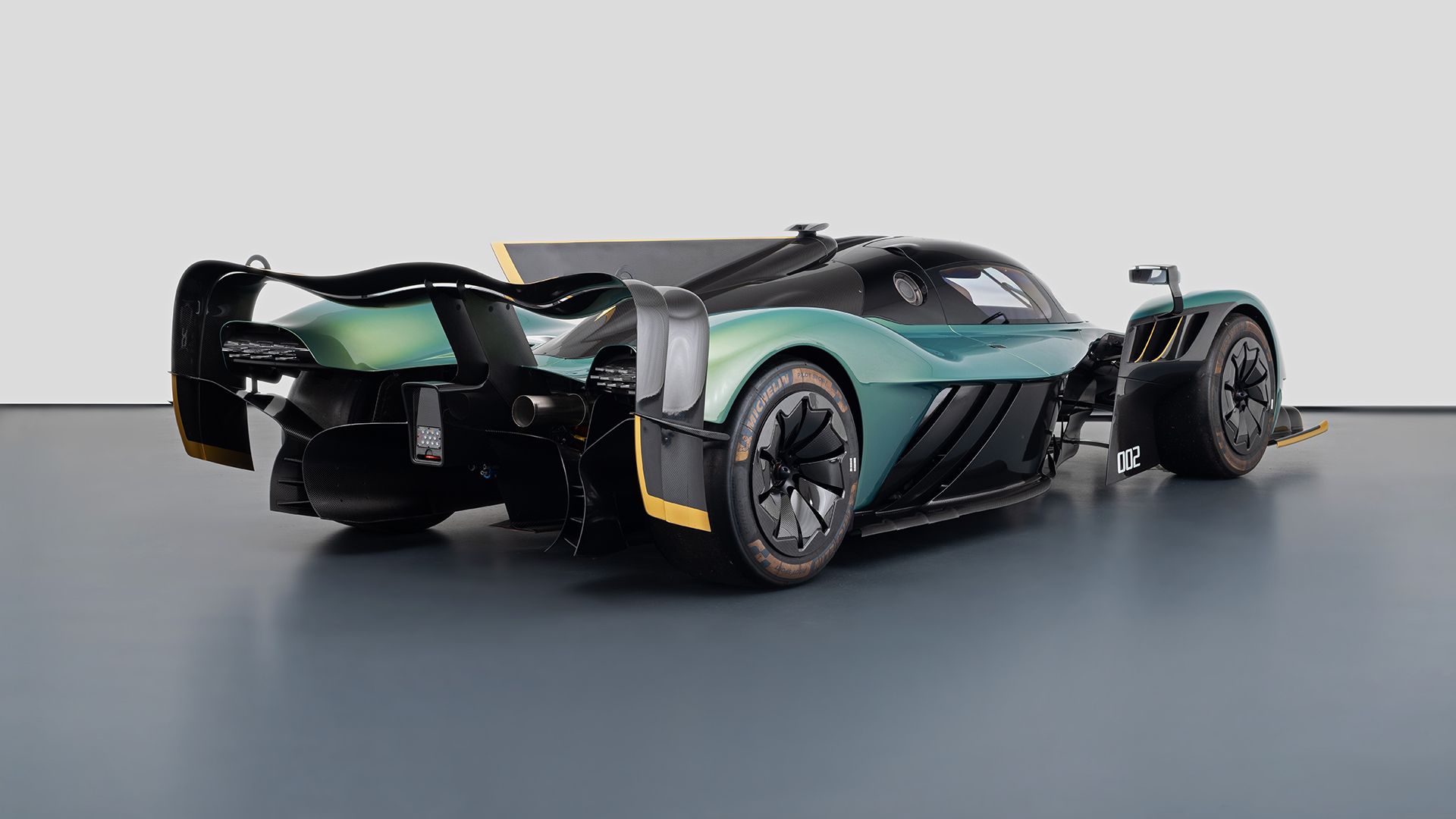 Aston Martin Valkyrie AMR Pro 5