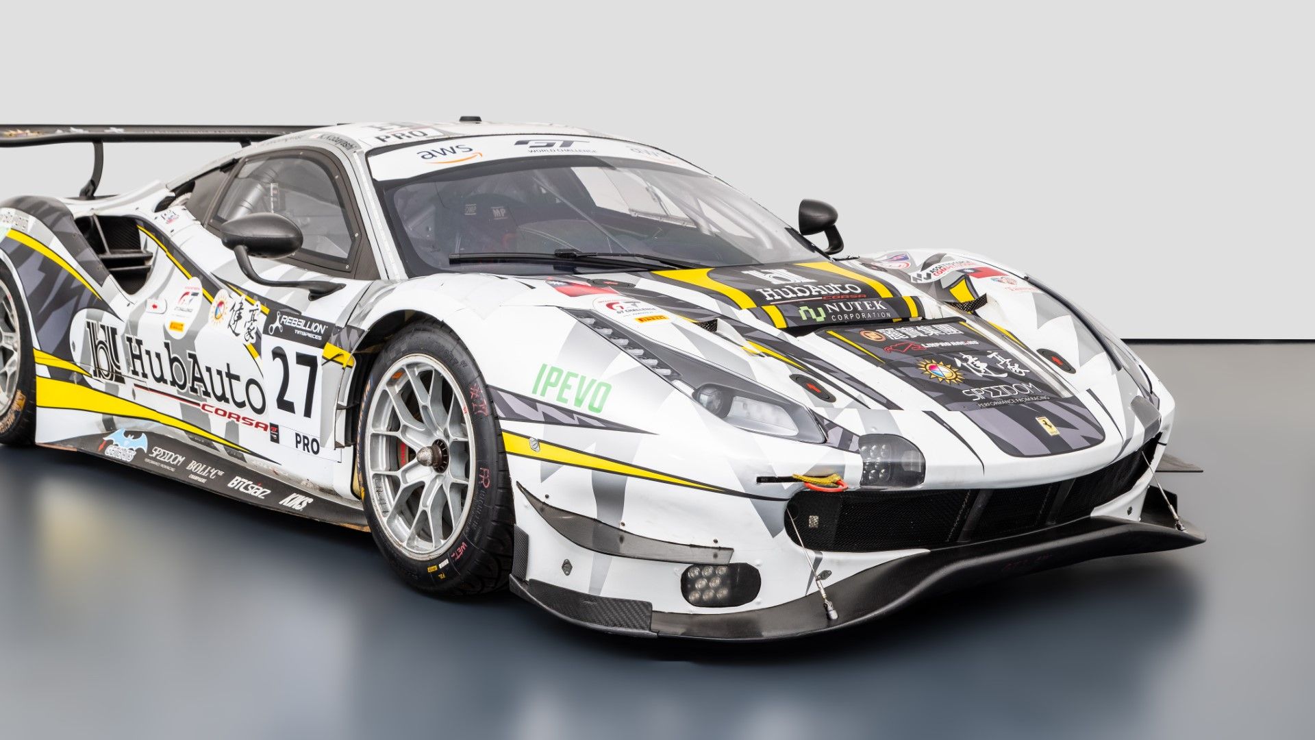 Ferrari 488 GT3 Evo 8