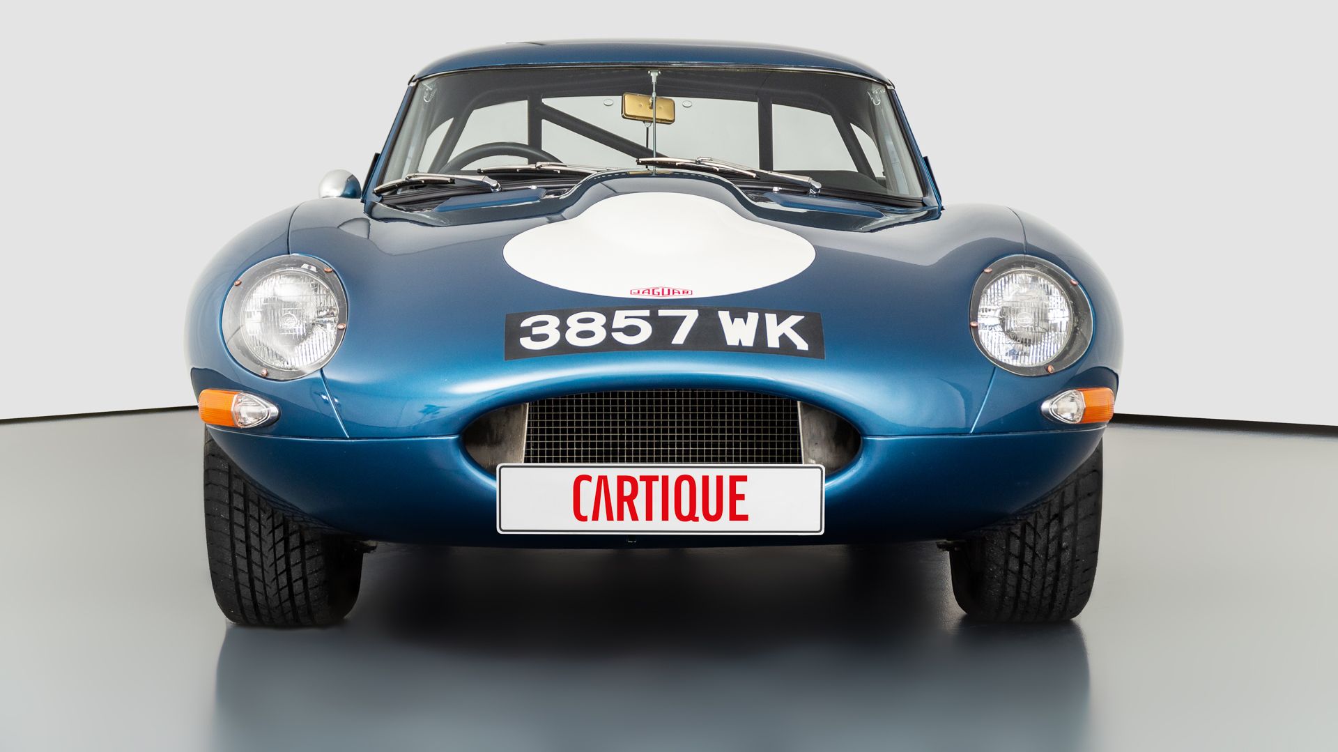 Jaguar E-Type Lightweight 9
