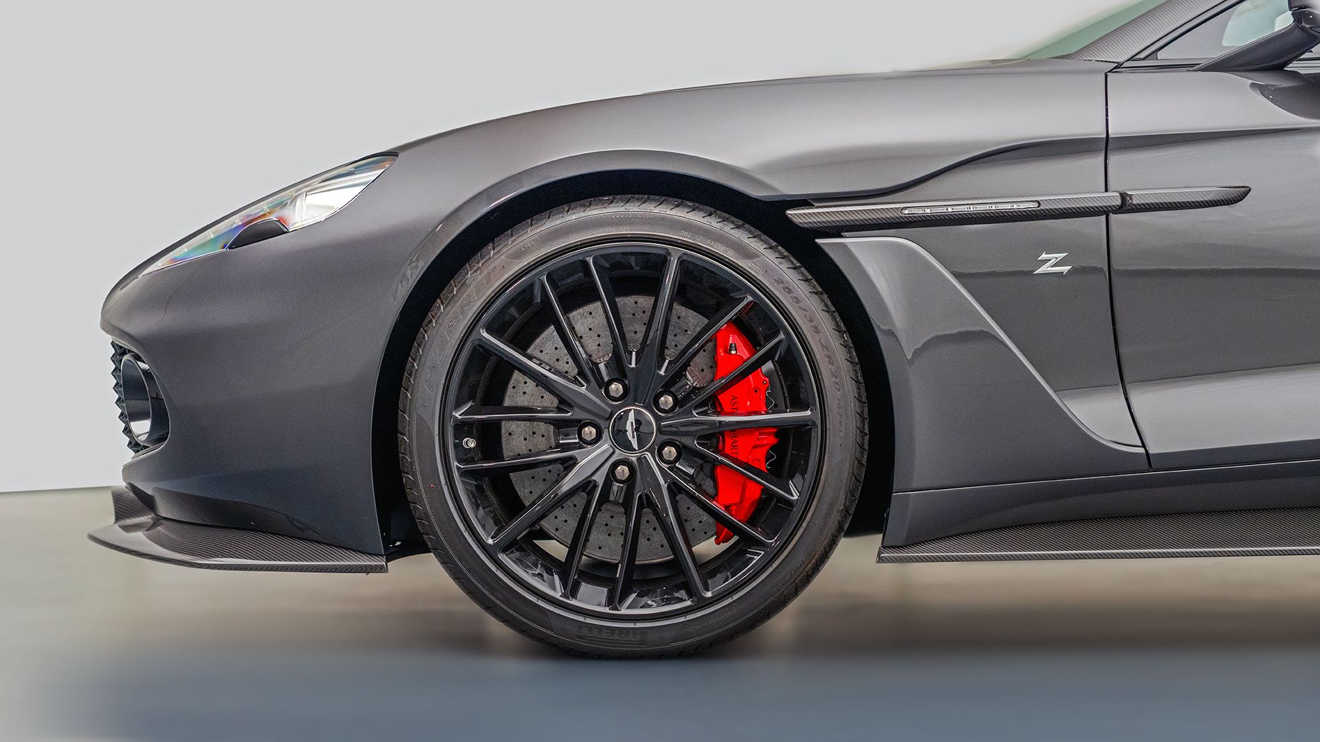 Aston Martin Vanquish Zagato Speedster 8
