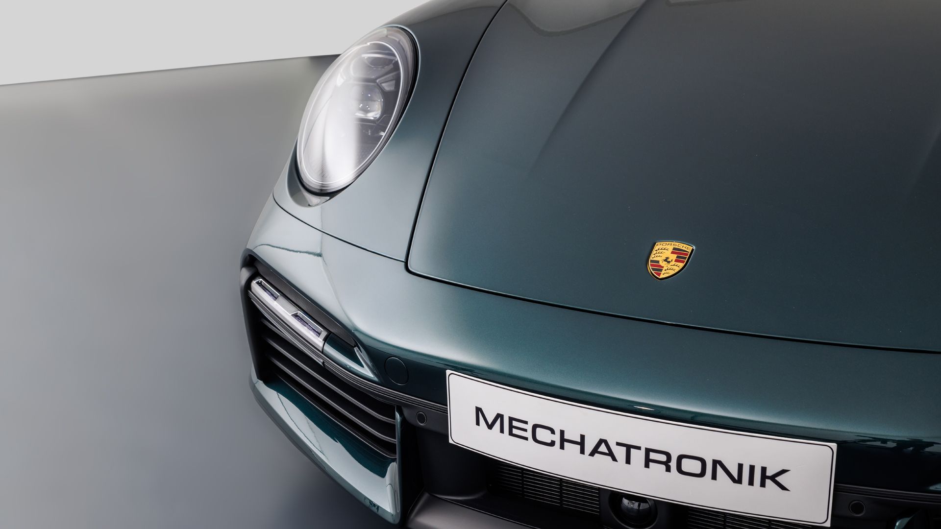 Porsche 911 (992.1) Turbo S Cabrio 9