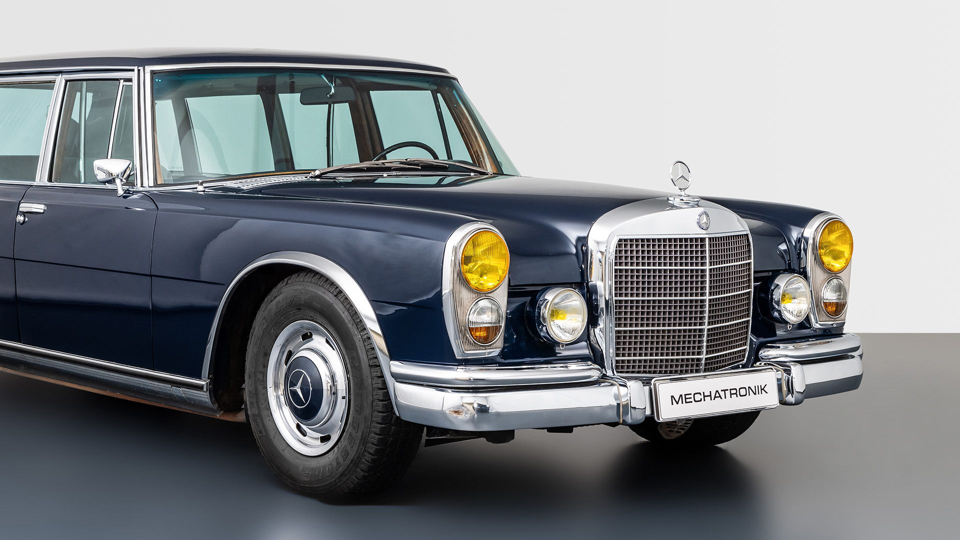 Mercedes-Benz W100 600 Pullman 4