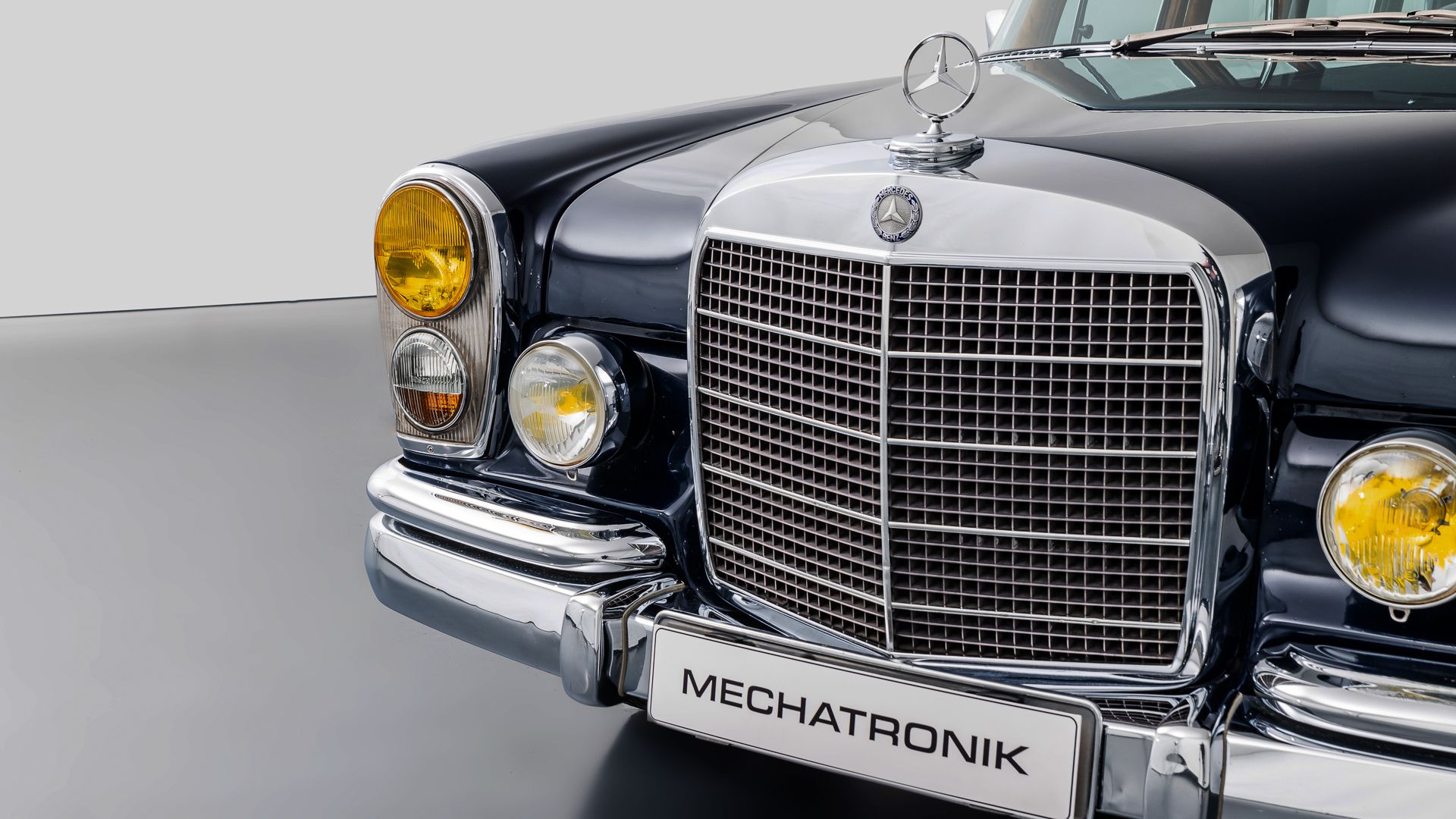 Mercedes-Benz W100 600 Pullman 5