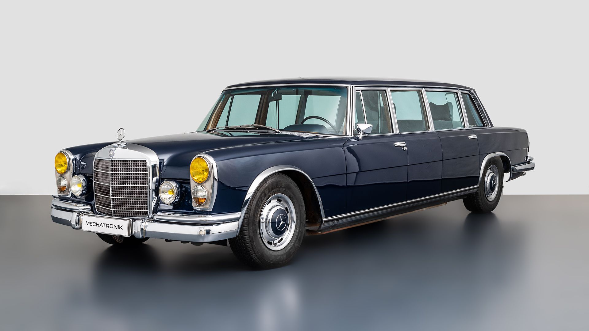 Mercedes-Benz W100 600 Pullman 10