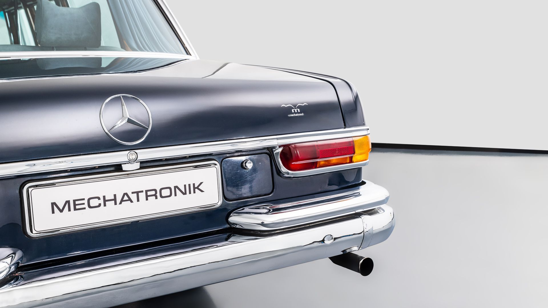 Mercedes-Benz W100 600 Pullman 12