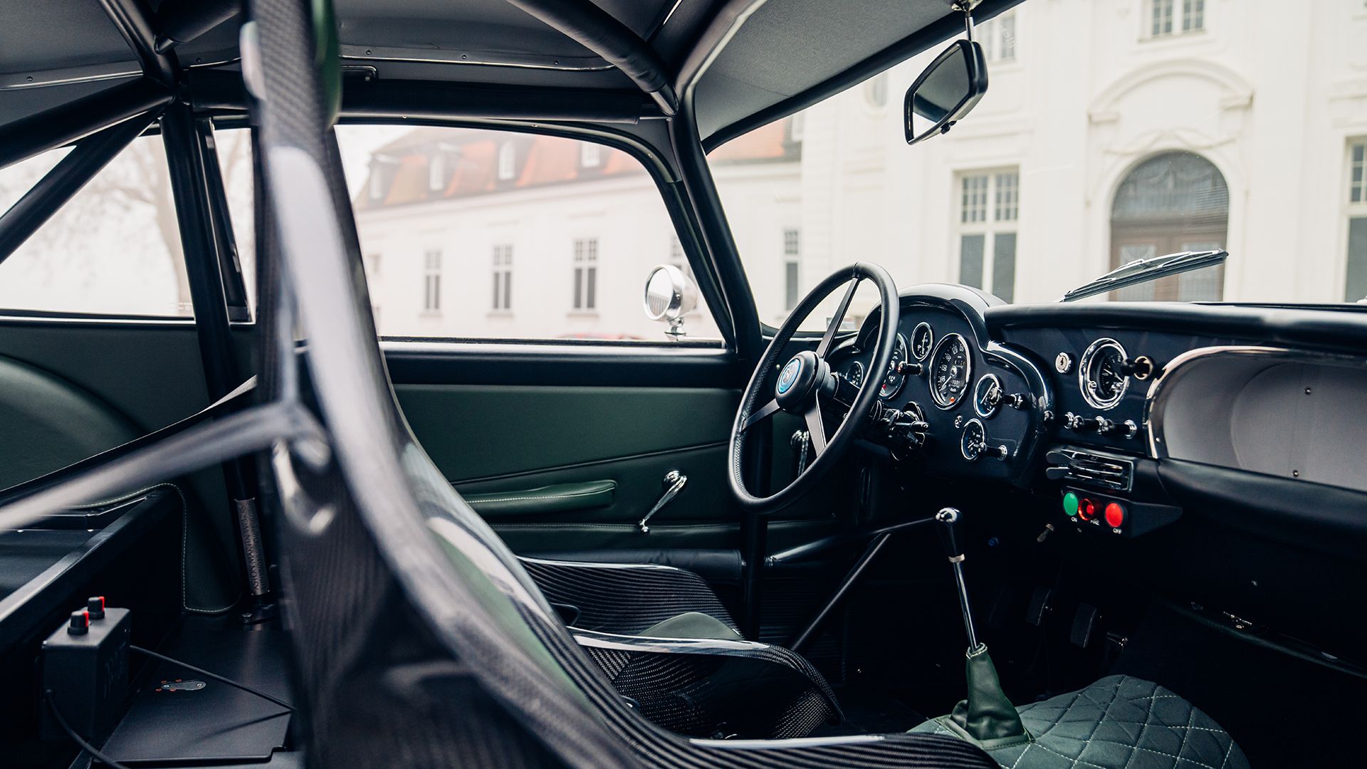 Aston Martin DB4 GT Continuation 5