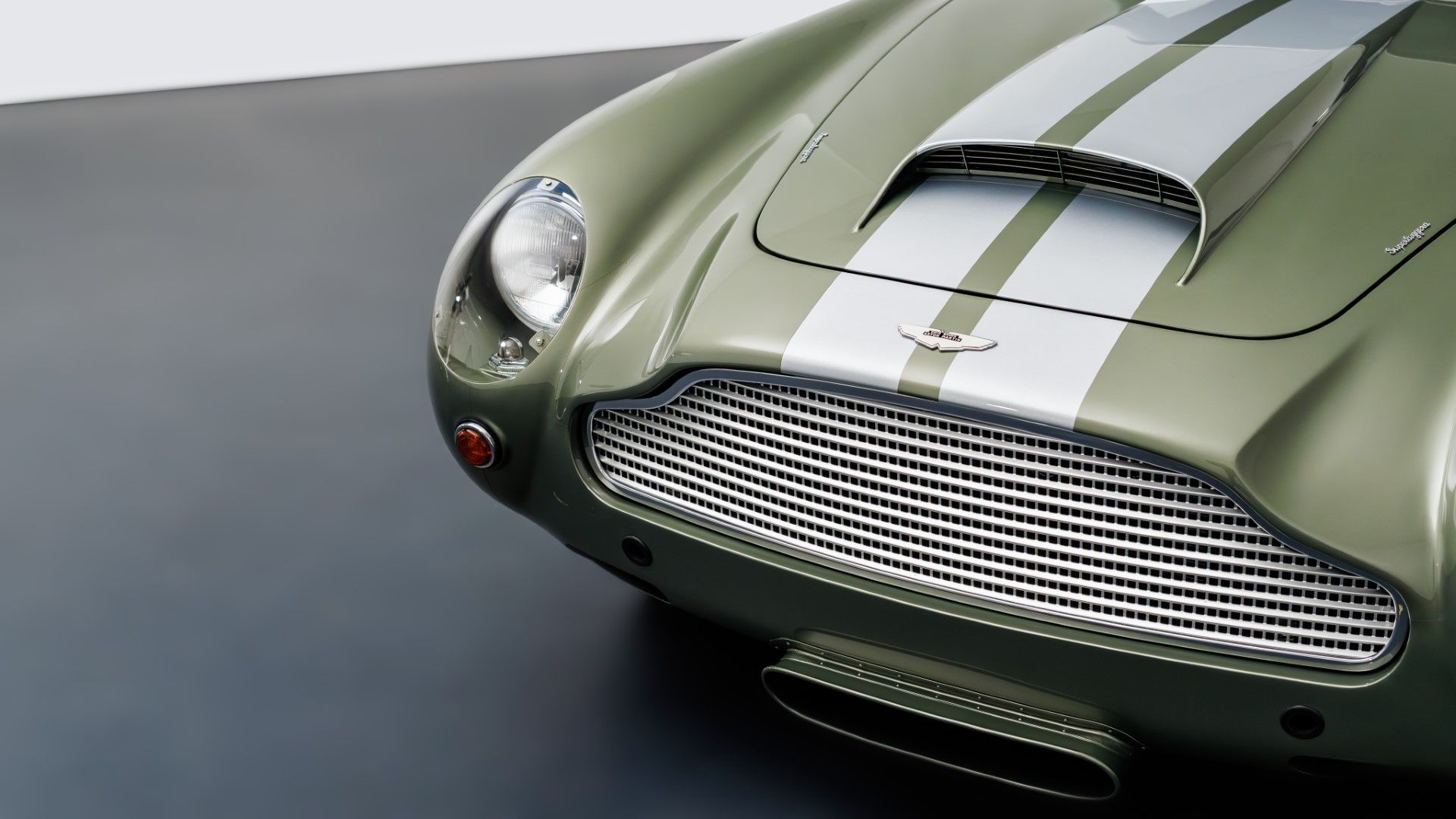 Aston Martin DB4 GT Continuation 13