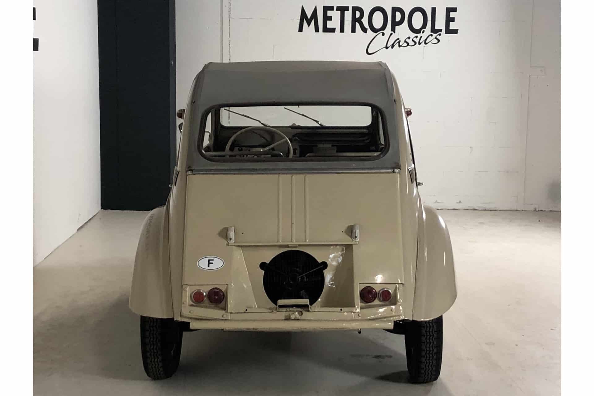2CV 7