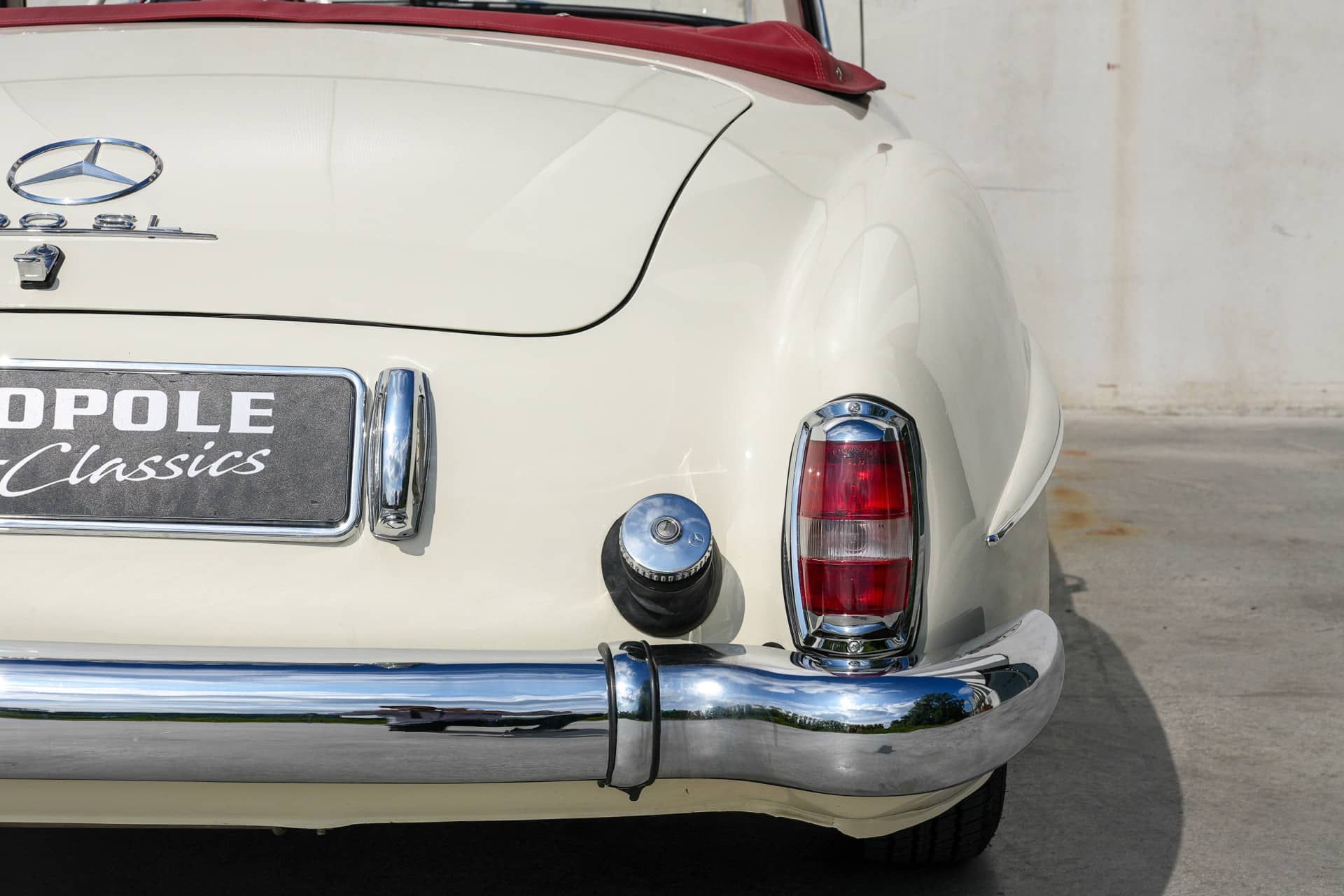 Mercedes-Benz 190SL 9